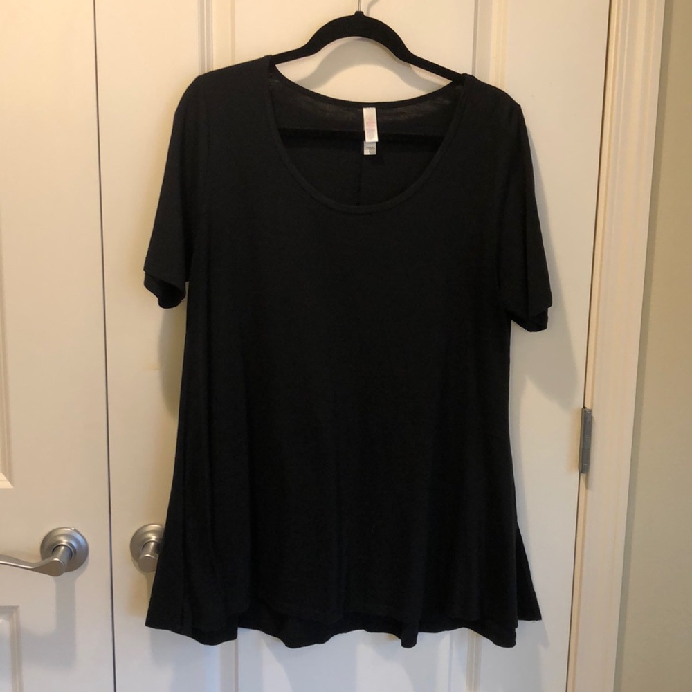 LuLaRoe Large Black Perfect T